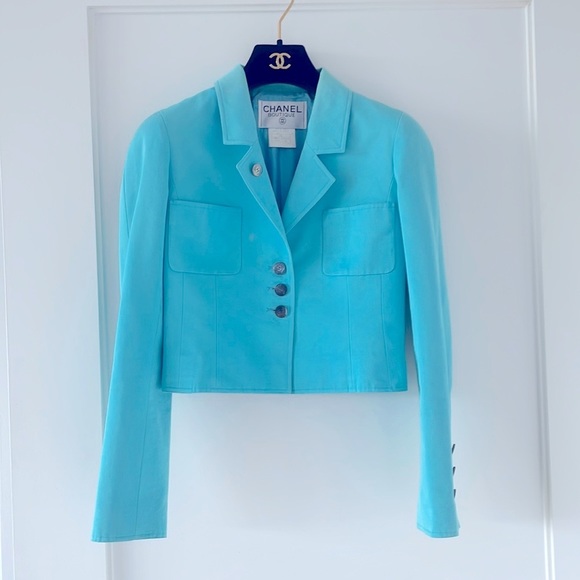 CHANEL Authentic Vintage short Jacket - Picture 1 of 16